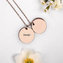 Charger l&#39;image dans la galerie, Collier disque deux en acier au titane pour femmes gravure personnalisé avec prénom texte
